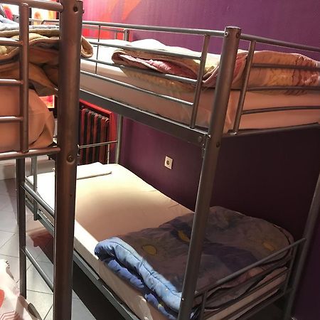 Jacobs Inn Hostel パリ エクステリア 写真