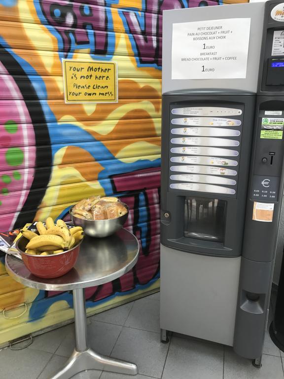 Jacobs Inn Hostel パリ エクステリア 写真