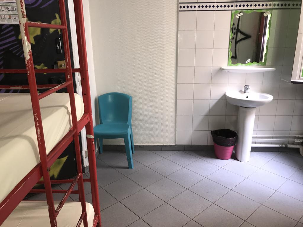 Jacobs Inn Hostel パリ エクステリア 写真